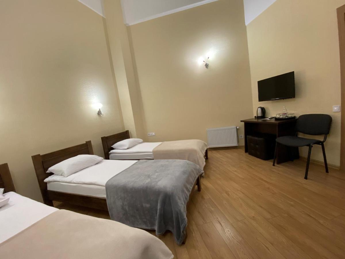 Passage Hotel Ternopil Exterior foto